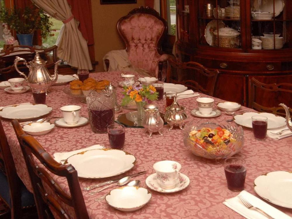 クリアフィールド ビクトリアン ロフト ベッド＆ブレックファースト Bed & Breakfast エクステリア 写真